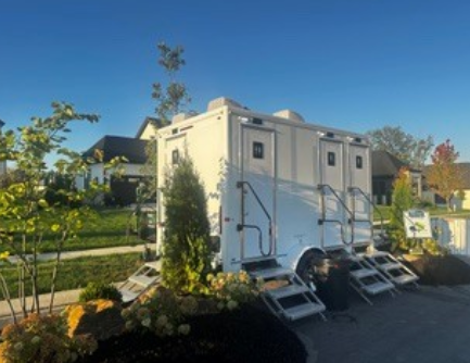 4-Stall Shower Trailers